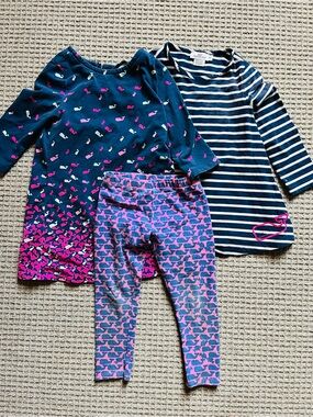 Vineyard Vines Girls set bundle: 3t &4t dresses and legging